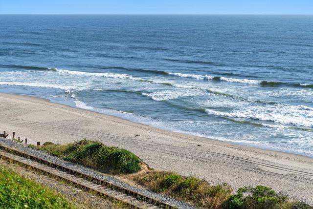 Image 13 of 42 For 420 Sand Dollar Drive