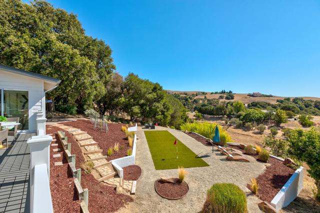 3415 Spring Creek Lane, Milpitas CA: https://media.crmls.org/mediaz/46119730-c884-4482-9266-b690ad1696fb.jpg