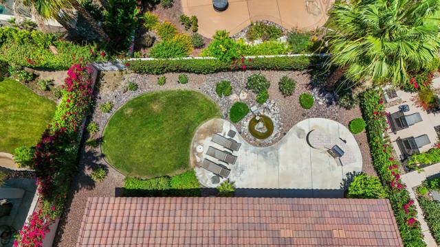 40259 Calle Cancun, Indio CA: https://media.crmls.org/mediaz/4611b87f-4ab9-4762-918c-696d2a84c7de.jpg