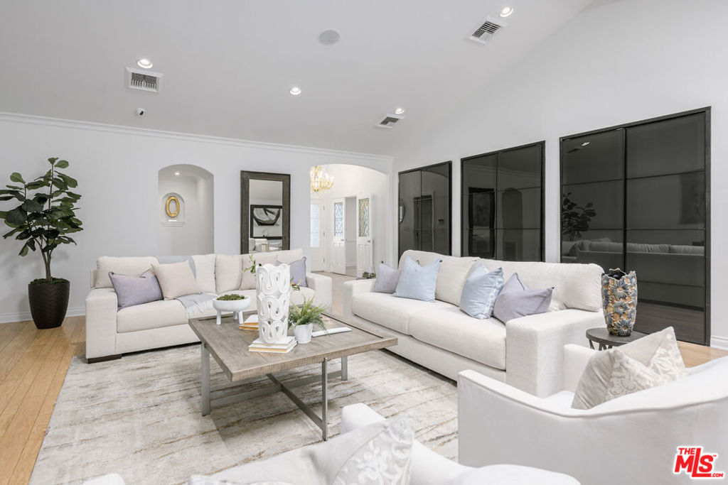 MLS #25593237 image #11