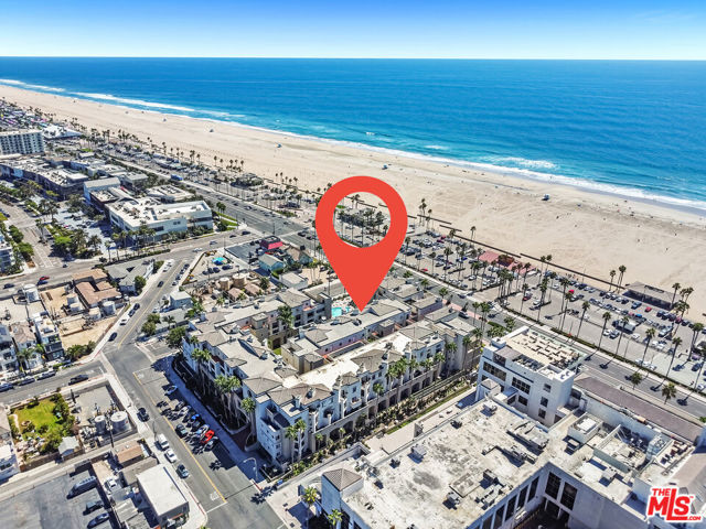 200 Pacific Coast Highway, Huntington Beach CA: https://media.crmls.org/mediaz/461369c9-75e1-4780-b65e-2e342f46c3e2.jpg