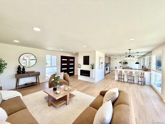 3179 Driscoll Dr, San Diego CA: https://media.crmls.org/mediaz/46141cde-d960-4178-b592-7706846f9ec1.jpg