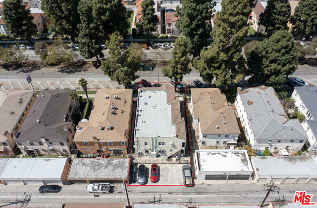 4264 Leimert Boulevard, Los Angeles CA: https://media.crmls.org/mediaz/4614a7ec-1e5a-41bf-99e3-2ea939b2e7b3.jpg