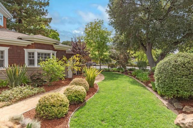 941 Berry Avenue, Los Altos CA: https://media.crmls.org/mediaz/4614fcc7-ed4b-4ca3-bc6e-2ccb378798e9.jpg