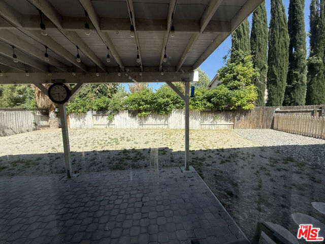 44752 Ranchwood Avenue, Lancaster CA: https://media.crmls.org/mediaz/461729c2-4008-4731-bff2-14b57edb7bec.jpg