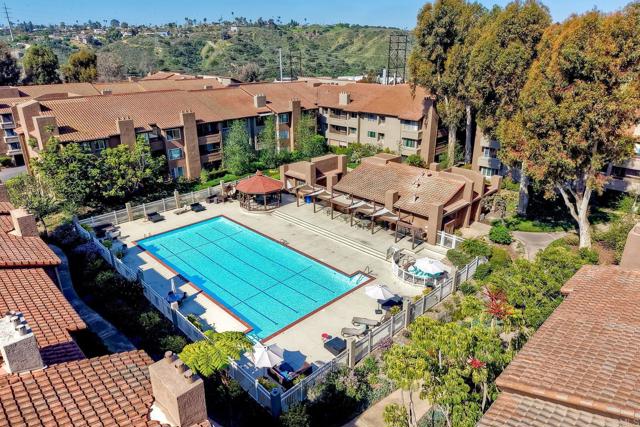 Detail Gallery Image 3 of 43 For 10250 Caminito Cuervo #15,  –,  CA 92108 - 2 Beds | 2 Baths