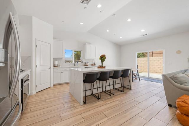 42939 Cowboy Court, Indio CA: https://media.crmls.org/mediaz/4617cce6-7b69-494c-8328-b46b67522da6.jpg