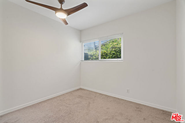 631 Pier Avenue, Santa Monica CA: https://media.crmls.org/mediaz/46183112-1d91-427b-969c-d3a63dbbe2ab.jpg