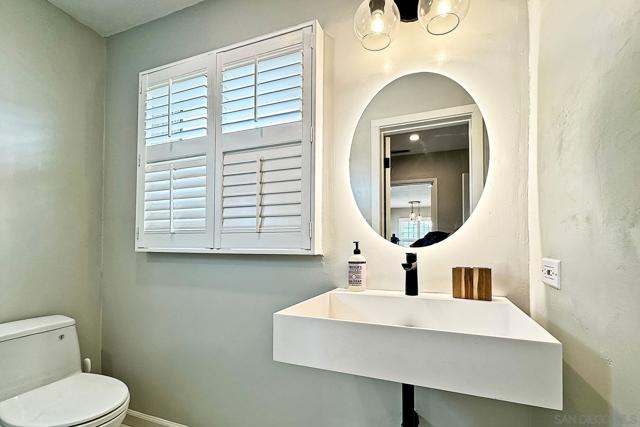 5027 Rodman Ave, San Diego CA: https://media.crmls.org/mediaz/46190dab-594d-4ca0-b37a-25a0a1145b3d.jpg