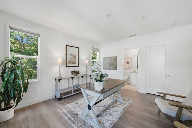 Detail Gallery Image 30 of 74 For 374 Fulvia St, Encinitas,  CA 92024 - 4 Beds | 4/1 Baths