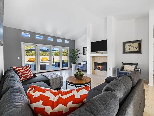 Image 4 of 56 For 76838 Abby Court