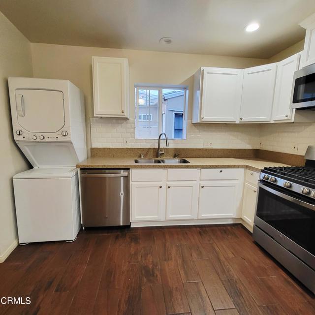 Detail Gallery Image 10 of 25 For 4406 Toland Way, Los Angeles,  CA 90041 - 3 Beds | 2 Baths