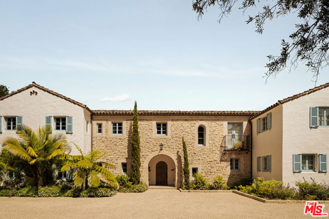 848 Picacho Lane, Santa Barbara CA: https://media.crmls.org/mediaz/461c8769-3855-4e38-a05c-f62ce8df5eb2.jpg