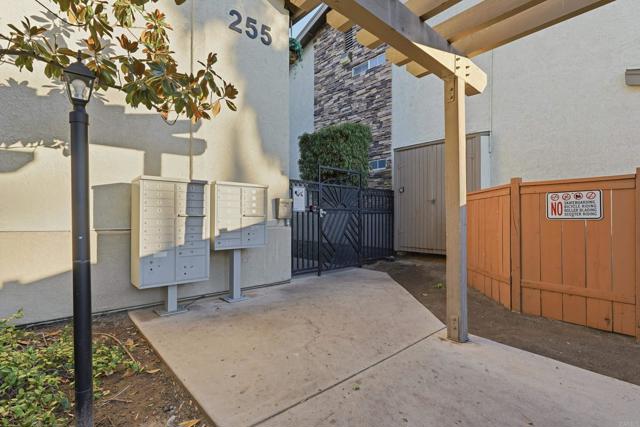 Detail Gallery Image 29 of 32 For 255 S 2nd Street #7,  El Cajon,  CA 92019 - 3 Beds | 2 Baths