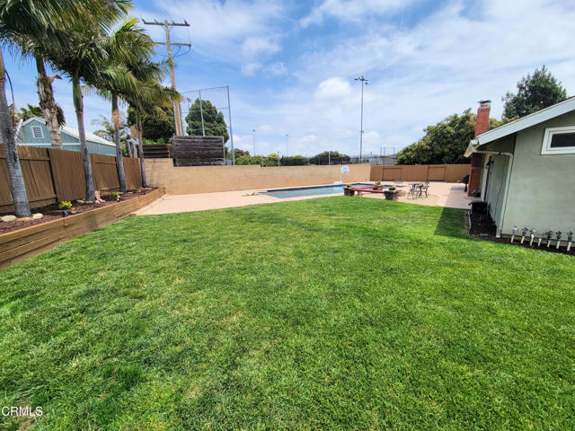 6673 Sora Street, Ventura CA: https://media.crmls.org/mediaz/461e3b30-d22c-4b22-8838-a1e3eddb76ad.jpg