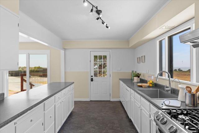 1263 Reservoir Road, Pescadero CA: https://media.crmls.org/mediaz/461e8276-5fee-43c3-bf47-11d270258f0c.jpg