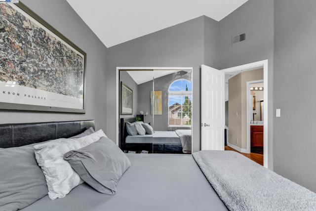 5473 Rainflower Dr, Livermore CA: https://media.crmls.org/mediaz/461e9874-587b-4aaf-972e-5fa4280ce787.jpg