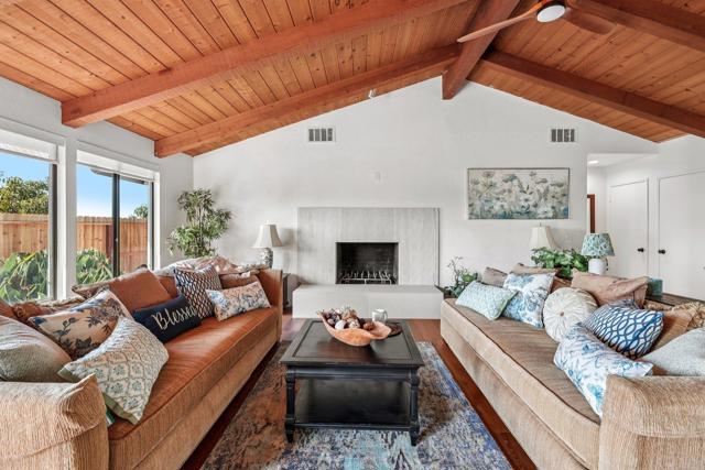 Detail Gallery Image 6 of 66 For 2918 Los Campos Dr, Fallbrook,  CA 92028 - 3 Beds | 2 Baths