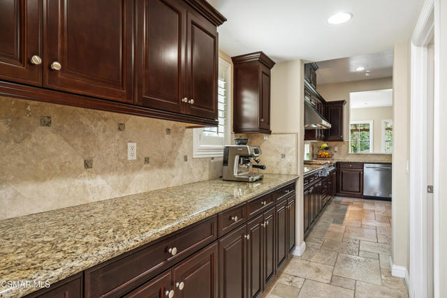 Image 15 of 46 For 7375 Elk Run Way