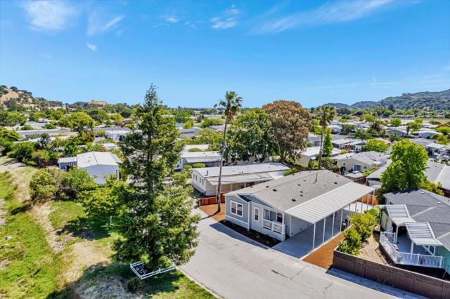 258 Yosemite Road, San Rafael CA: https://media.crmls.org/mediaz/4621e6e0-a678-4b7c-a9f7-24e31a4fc98b.jpg