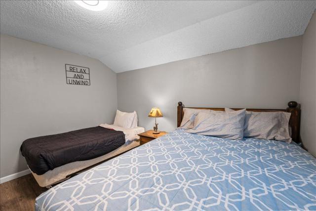 880 Jaybird Lane, Big Bear, CA 92315