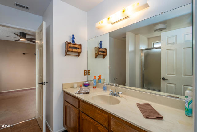 Detail Gallery Image 21 of 27 For 670 Lions Gate Dr, Oxnard,  CA 93030 - 3 Beds | 2/1 Baths
