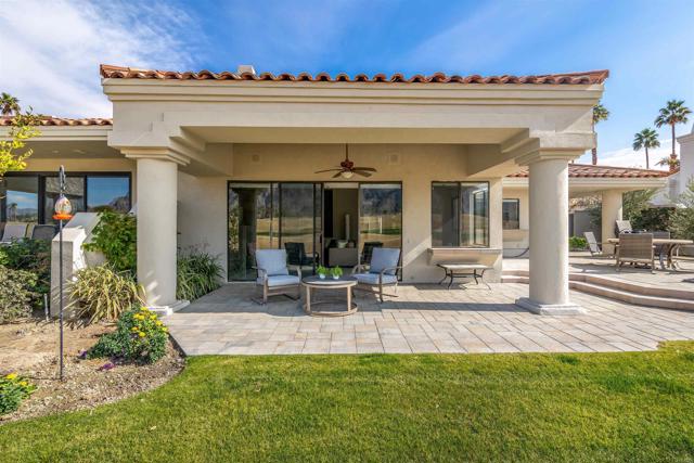 54877 Inverness Way, La Quinta CA: https://media.crmls.org/mediaz/46236bdf-d628-4eb4-860c-d93475eeea22.jpg