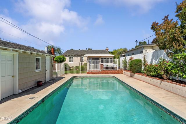 604 N Sunnyslope Avenue, Pasadena CA: https://media.crmls.org/mediaz/4624ce34-21f2-4f08-a079-1e51ebe3bf46.jpg