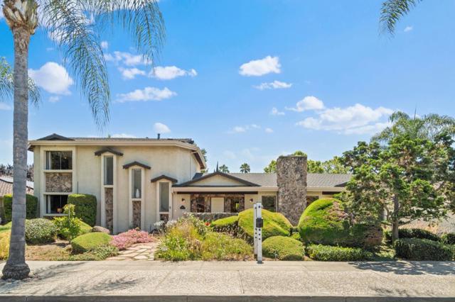 1462 Robsheal Drive, San Jose CA: https://media.crmls.org/mediaz/46254fdf-7567-4768-b7b9-0008123f27dc.jpg