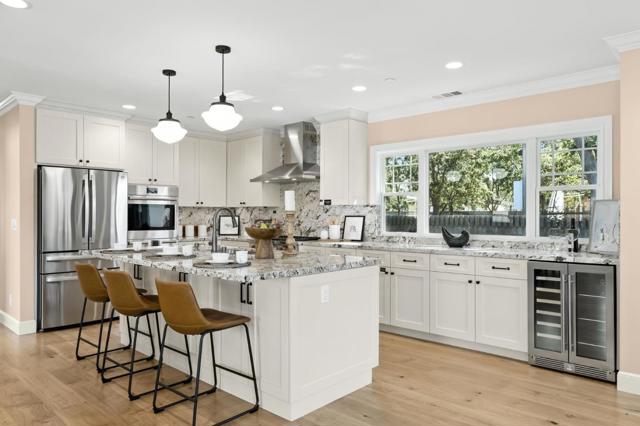 30 16th Avenue, San Mateo CA: https://media.crmls.org/mediaz/4625b13e-3b22-472a-b11a-885f65a9c517.jpg
