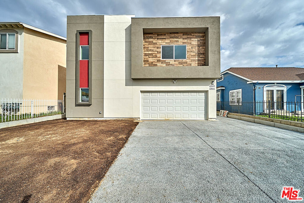 868 N Edgemont Street