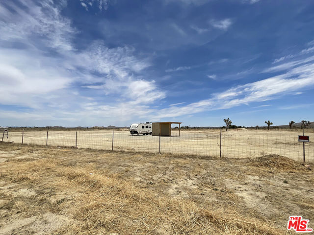 8144 Jefferson Street, Mojave CA: https://media.crmls.org/mediaz/46264b44-f75b-4bba-aa62-6b5e9357c333.jpg