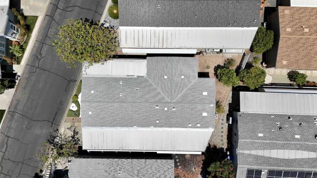 3439 Don Lorenzo Drive, Carlsbad CA: https://media.crmls.org/mediaz/46264b7d-2664-4747-a11a-4d7089569dbb.jpg