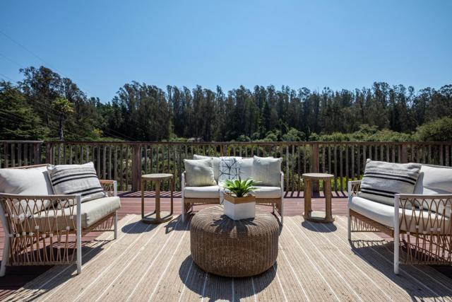 6932 Freedom Boulevard, Aptos CA: https://media.crmls.org/mediaz/4626966c-048a-4171-946d-12a0e8b9fc37.jpg