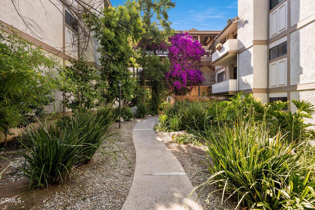 3480 Barham Boulevard #208