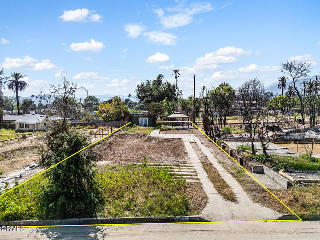 2669 Glen Ave, Altadena CA: https://media.crmls.org/mediaz/4626da07-5c16-41e4-be00-90d5a22dbd19.jpg