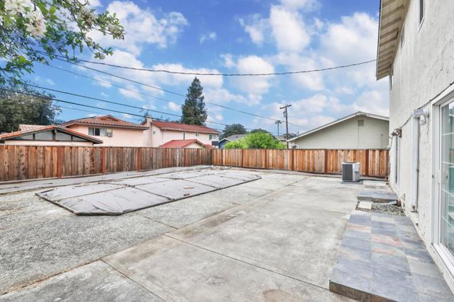 175 Page Mill Drive, San Jose CA: https://media.crmls.org/mediaz/46274604-ab11-4f94-b001-b9160c915bbe.jpg