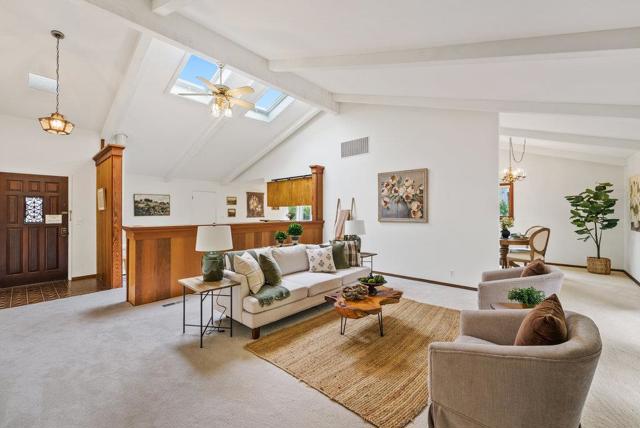 1435 Dolphin Drive, Aptos CA: https://media.crmls.org/mediaz/462861b8-49c0-4963-9f00-cb19cd1b6e33.jpg