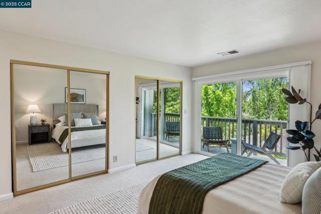 1560 Gilboa Dr, Walnut Creek CA: https://media.crmls.org/mediaz/4628e920-bc4a-4bb0-ad64-f99a5d1522c0.jpg
