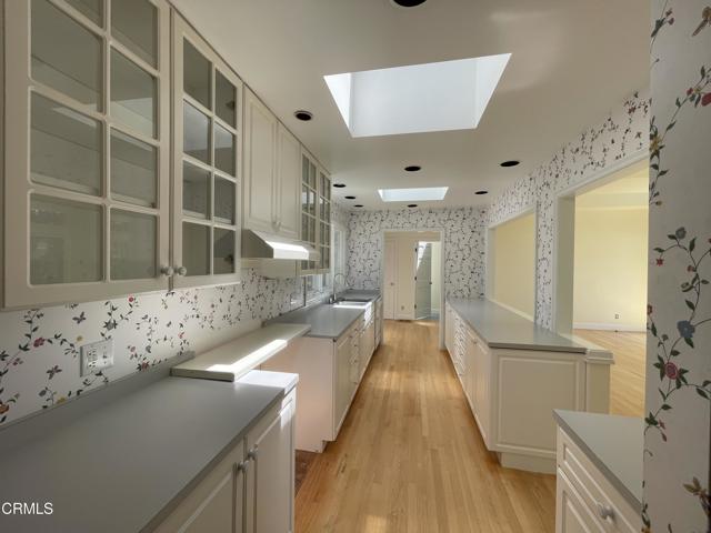 45300 Headlands Drive, Mendocino CA: https://media.crmls.org/mediaz/4629a189-ab22-4ab2-824a-0398546e0314.jpg
