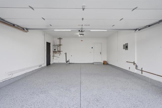 1497 Meadow Glen Way, San Jose CA: https://media.crmls.org/mediaz/462a3ca2-9fb2-4d32-b59c-1093ded73582.jpg