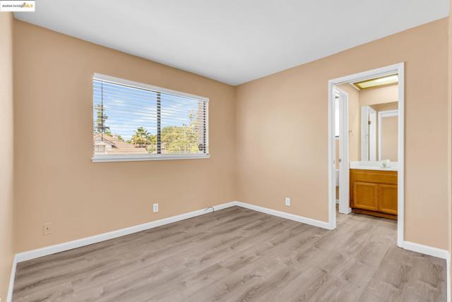 4820 RIDGEVIEW DRIVE, Antioch CA: https://media.crmls.org/mediaz/462b0880-fbd6-4579-9d88-a36a991601bb.jpg