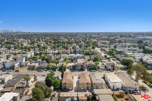 2743 Redondo Boulevard, Los Angeles, California 90016, ,Multi-Family,For Sale,Redondo,24458287