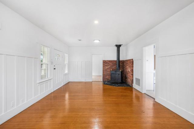 395 E Dunne Avenue, Morgan Hill CA: https://media.crmls.org/mediaz/462baded-82e8-46c8-9cf0-b40e3afc0675.jpg