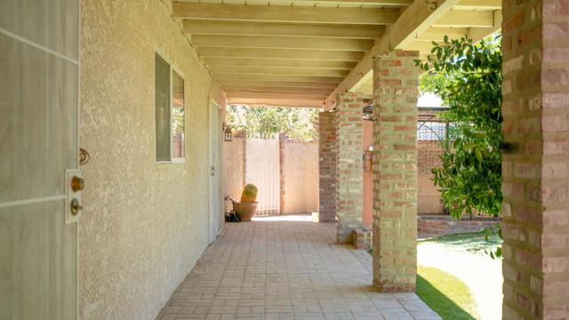 8582 Frontera Avenue, Yucca Valley CA: https://media.crmls.org/mediaz/462c21ea-6131-47eb-87dd-72761a22a117.jpg