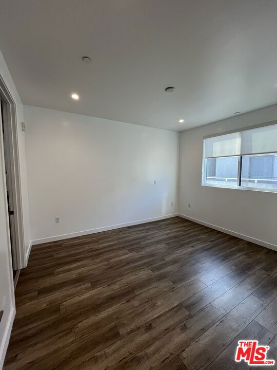 14822 Magnolia Boulevard, Sherman Oaks CA: https://media.crmls.org/mediaz/462c9b83-36f1-4aba-bd54-93157a5aee8b.jpg