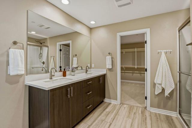 Detail Gallery Image 13 of 35 For 27933 Autumn Ct, Valley Center,  CA 92082 - 4 Beds | 3 Baths