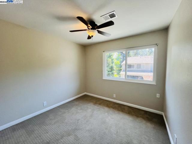2418 Twinflower Ct, Martinez CA: https://media.crmls.org/mediaz/462e5e9d-a3da-4a6b-85d0-d2d139e2ab52.jpg