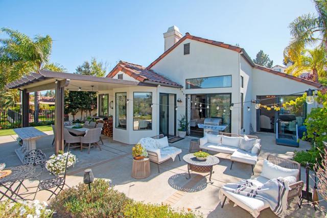 17735 Devereux Rd, San Diego CA: https://media.crmls.org/mediaz/462eef41-97d1-4e0b-a862-a08cc772aa56.jpg