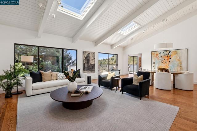 Image 11 of 49 For 1227 Alvarado Road